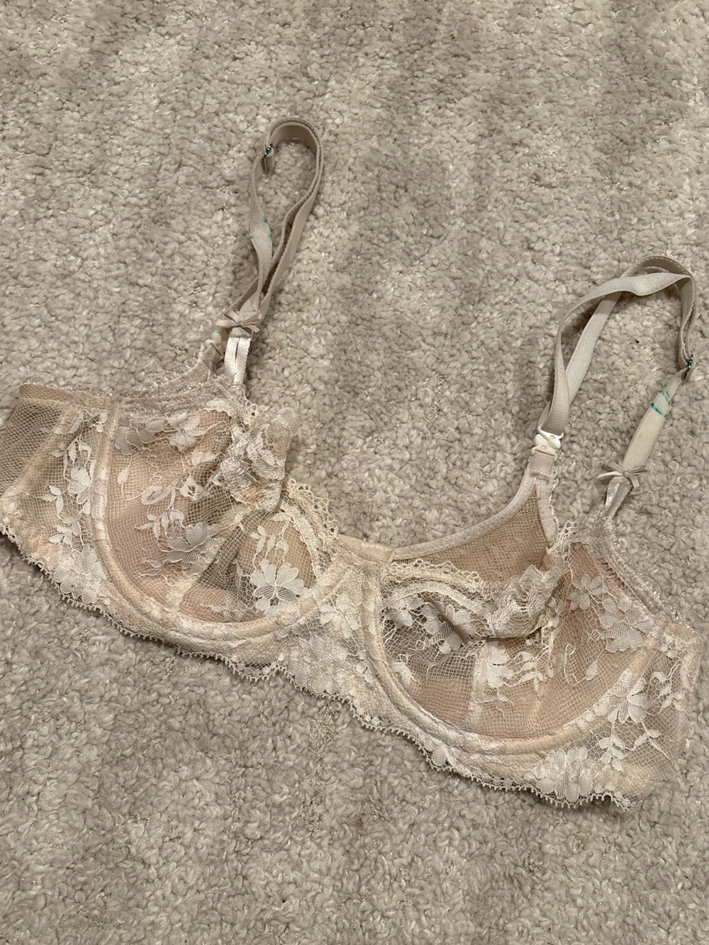 Vs lace bra